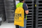 Kit portátil tipo duffel resistente; fácil de transportar y almacenar en vehículos, talleres y áreas de mantenimiento.