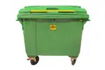 Con un diseño que incluye cuatro ruedas, este contenedor de tamaño Extra Large facilita su transporte, mejorando la maniobrabilidad en cualquier espacio laboral.