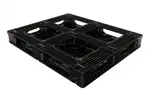 Tarima de plastico MultiPallet reforzada con tres refuerzos de fibra de carbono que incrementan estabilidad en racks y protegen la mercancía contra impactos.