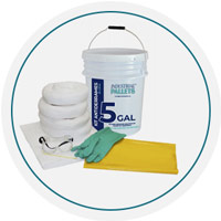 Kit para control de derrames de Aceite de 5 galones.